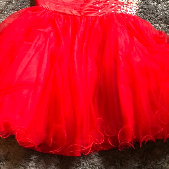 Dress - Picture 5 of 6